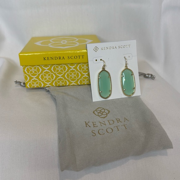 Kendra Scott Elle Mint Green Earrings - Picture 1 of 2
